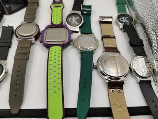 Lote 23 relojes + correas y accesorios