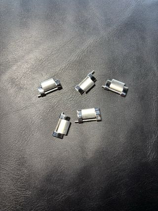 Reloj Mark Maddox Blanco y Plateado