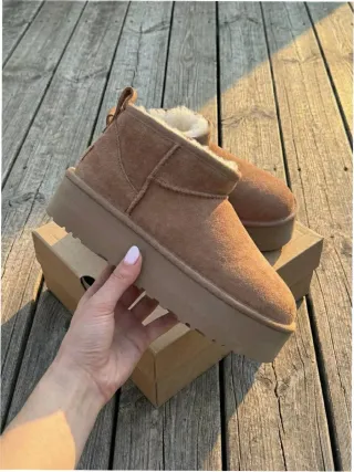 Stivali UGG Taglia 40 Marroni