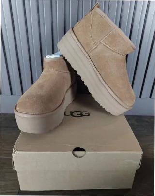 Stivali UGG Taglia 40 Marroni