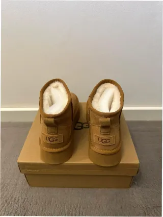 Stivali UGG Taglia 40 Marroni