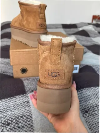 Stivali UGG Taglia 40 Marroni