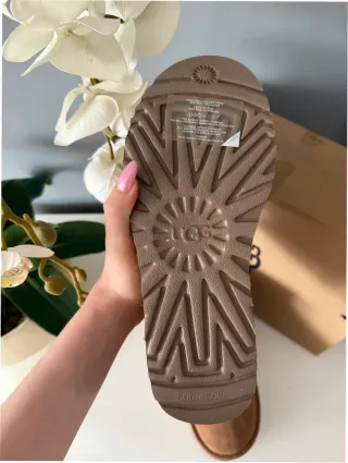 Stivali UGG Taglia 40 Marroni