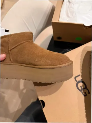 Stivali UGG Taglia 40 Marroni