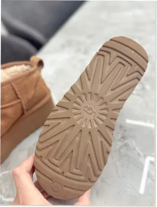 Stivali UGG Taglia 40 Marroni