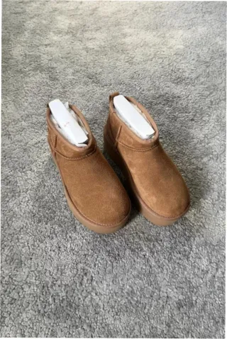 Stivali UGG Taglia 40 Marroni