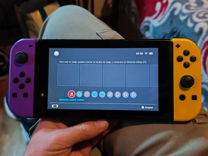 Nintendo Switch V2 2018 Morado/Amarillo + Dock+joy