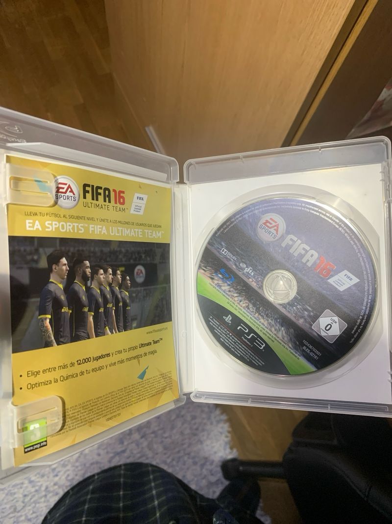 Lote Juegos PS3: FIFA 16, Far Cry 4, AC3 afbeelding 7