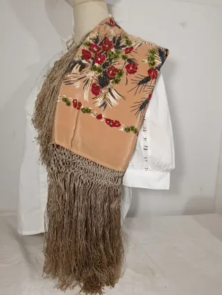 MANTÓN PAÑUELO SEDA INDUMENTARIA TRADICIONAL