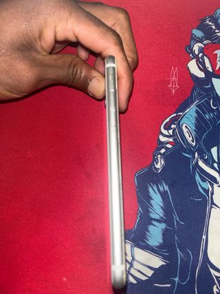 iPhone 8 bianco: sostituzione batteria o parti