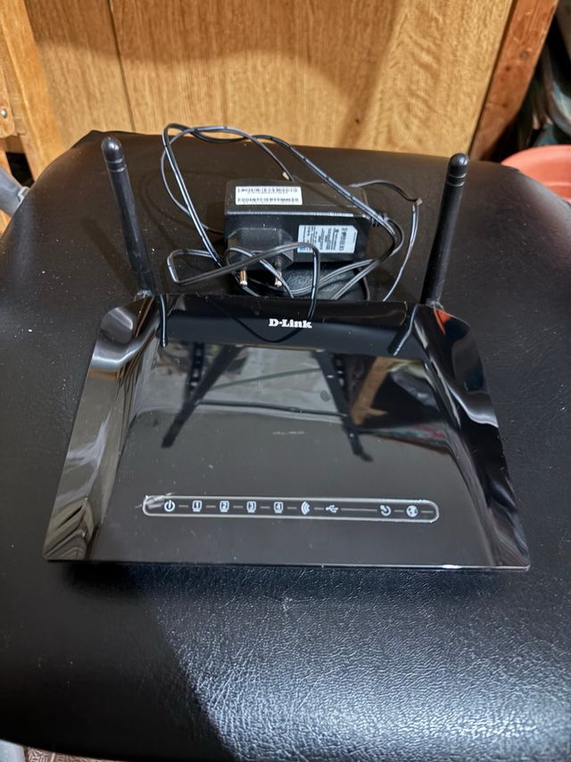 Router Modem D-Link Negro