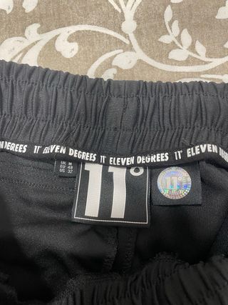 Pantalón largo hombre 11 Degrees negro talla M
