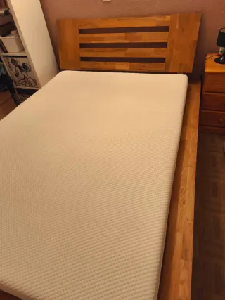 Cama madera maciza + Colchón Emma