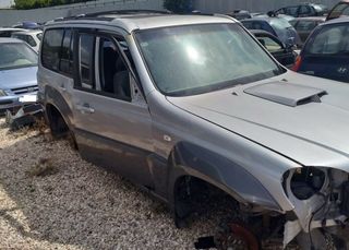 Aletín delantero derecho hyundai terracan 409230