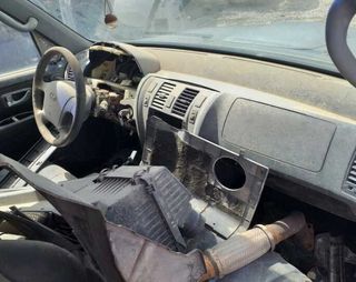 Aletín delantero derecho hyundai terracan 409230