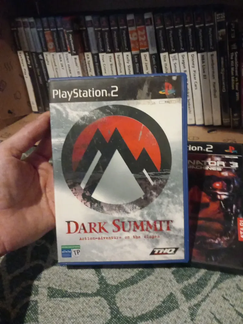 2 Juegos PS2: Dark Summit y Terminator 3 afbeelding 2