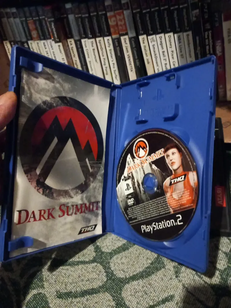 2 Juegos PS2: Dark Summit y Terminator 3 afbeelding 3