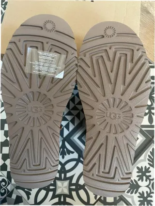 Stivali UGG Taglia 40 Marroni