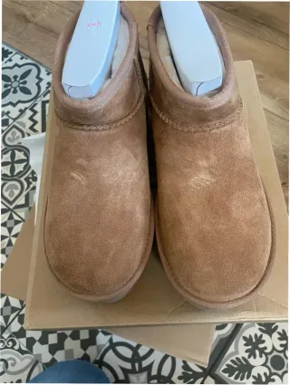 Stivali UGG Taglia 40 Marroni