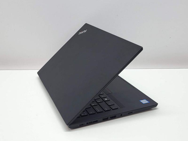 pc portatil lenovo thinkpad afbeelding 2