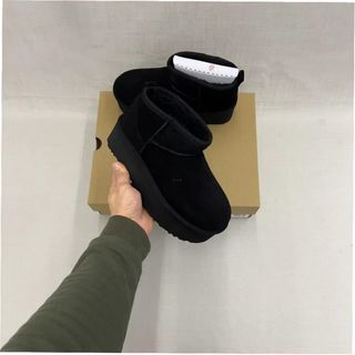 Stivali UGG Ultra Mini con piattaforma Taglia 37