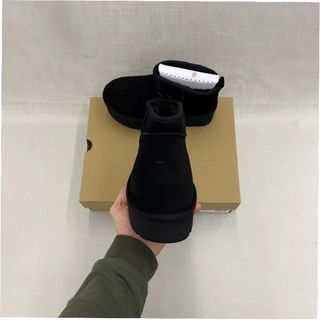 Stivali UGG Ultra Mini con piattaforma Taglia 37