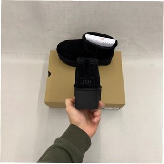 Stivali UGG Ultra Mini con piattaforma Taglia 37