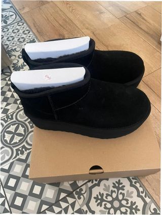 Stivali UGG Ultra Mini Platform Taglia 39