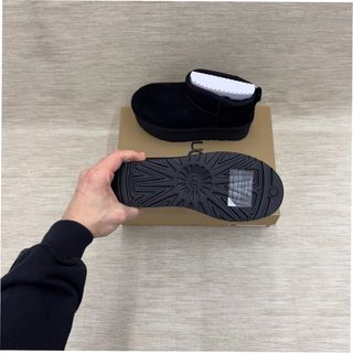 Stivali UGG Ultra Mini con piattaforma Taglia 40
