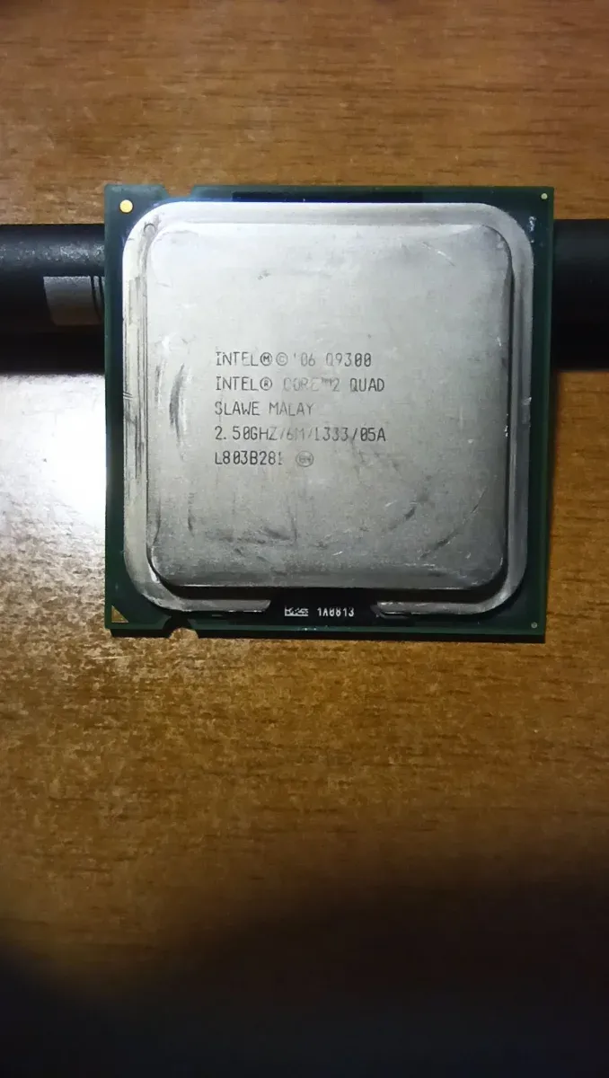 Intel Core2 Quad 9300 2.5GHz