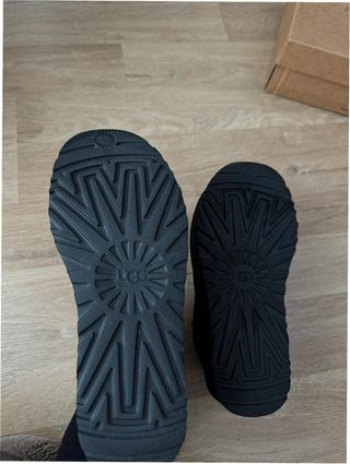 Stivali UGG Ultra Mini con piattaforma Taglia 38