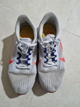 Zapatillas Nike Hombre Blancas y Rojas