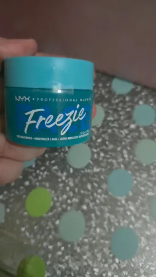 NYX Freezie Cooling Primer + Moisturizer
