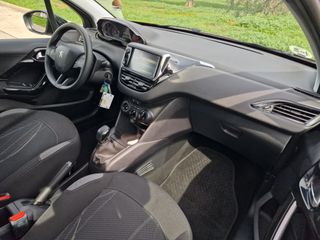 Peugeot 208 1.4 HDi 68cv 2013