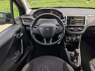 Peugeot 208 1.4 HDi 68cv 2013