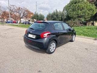 Peugeot 208 1.4 HDi 68cv 2013