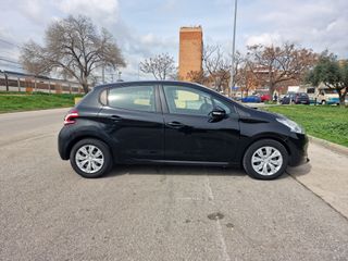 Peugeot 208 1.4 HDi 68cv 2013