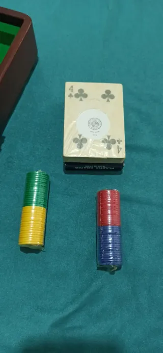 Valigetta di giochi: Roulette, Scacchi e Poker