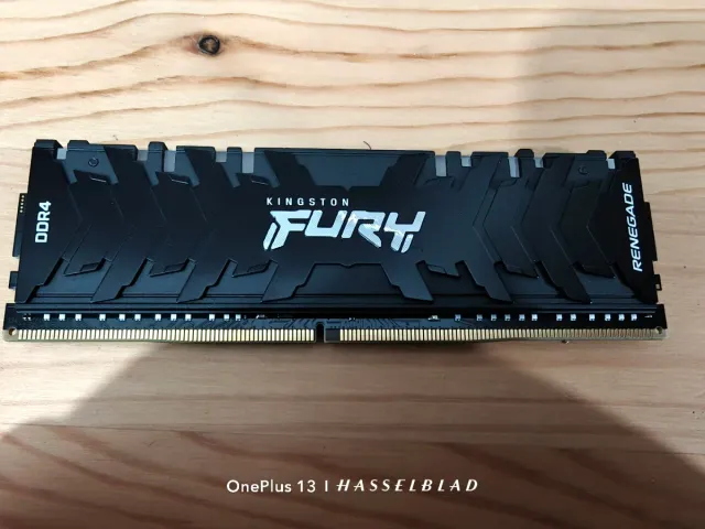 Memoria RAM Kingston Fury Renegade DDR4 8GB RGB