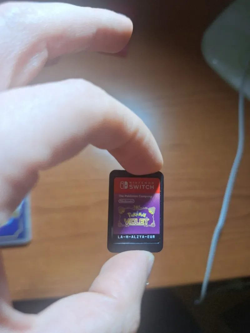 Pokemon Púrpura Nintendo Switch afbeelding 2
