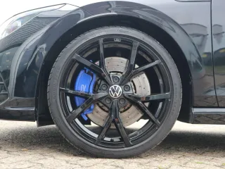Volkswagen Golf 8R 2022, 320cv 4M