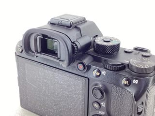 camara digital evil sony alpha a7r iii (ilce-7rm3)