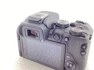 camara digital evil canon eos r10