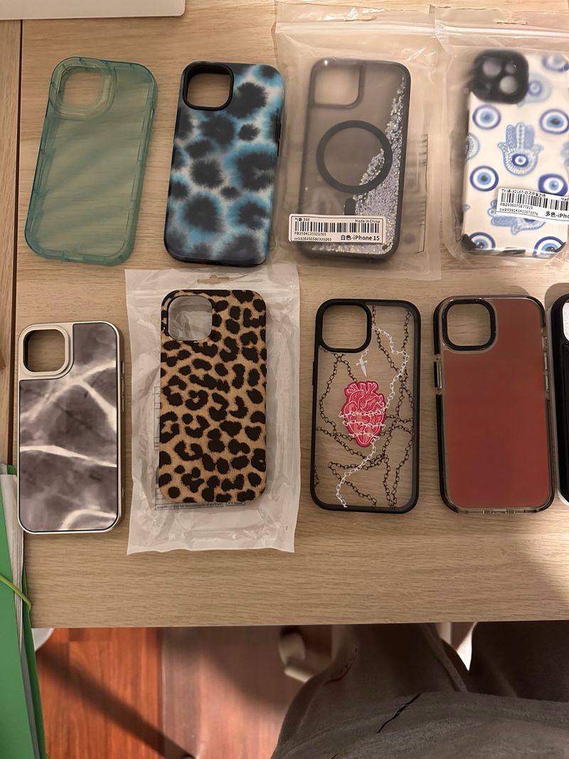 Fundas iPhone 15 Varias