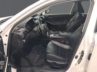 Lexus IS 2.5 300h Business