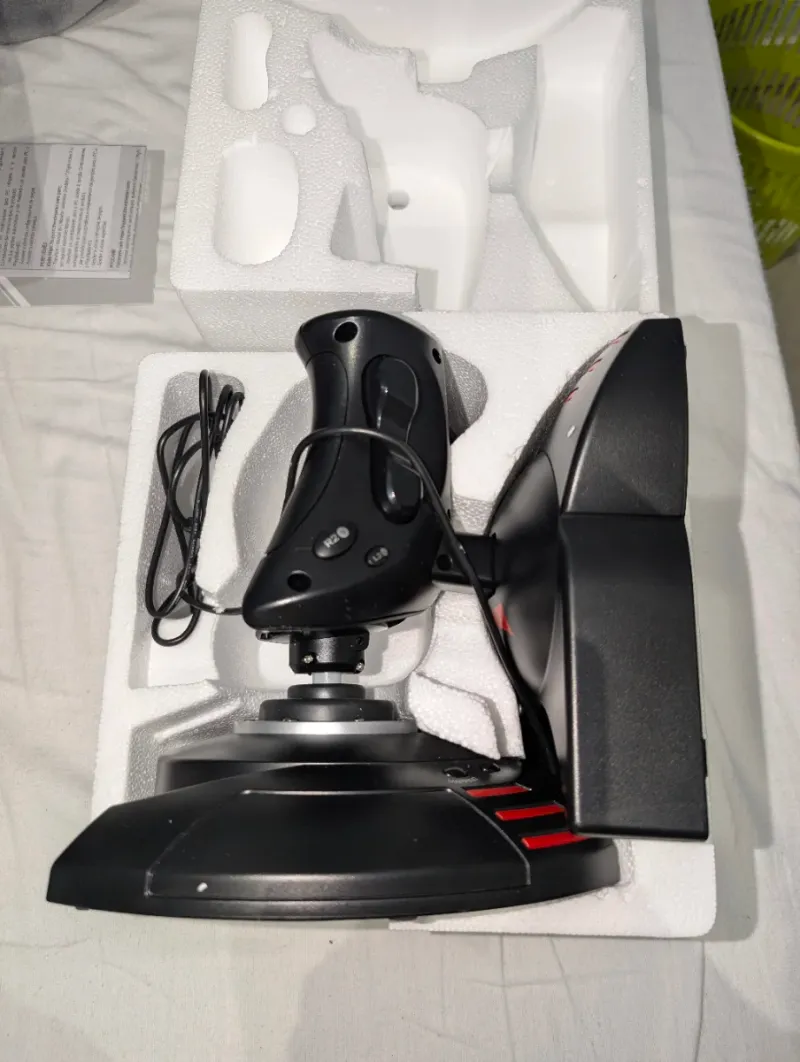Thrustmaster T. Flight Hotas X Joystick afbeelding 2