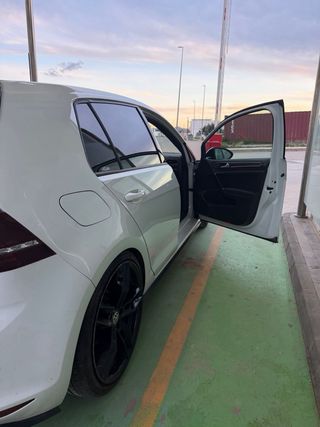 Volkswagen Golf  GTI PERFORMANCE