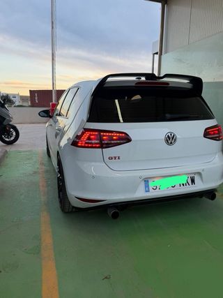 Volkswagen Golf  GTI PERFORMANCE