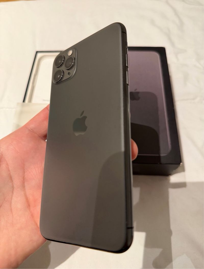 iPhone 11 Pro Max Space Gray