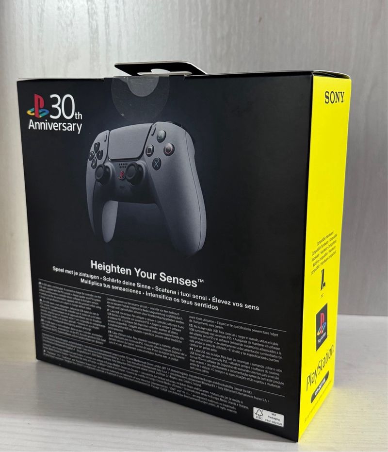 DualSense PS5 Edición Limitada 30 Aniversario afbeelding 2